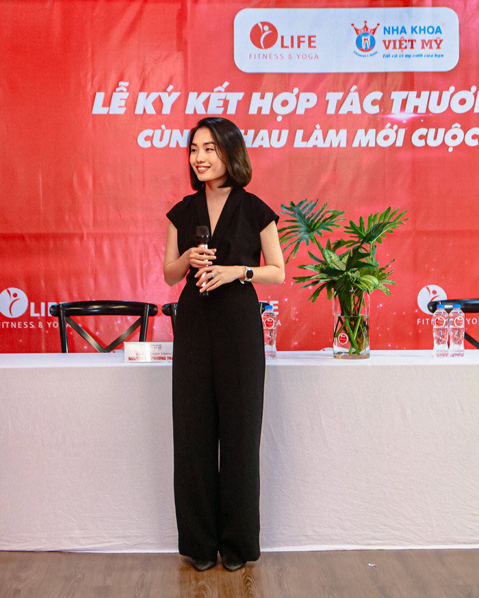 Ky-ket-hop-tac-giua-nha-khoa-viet-my-va-Life-Fitness-Yoga 4