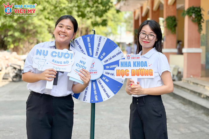 nha khoa hoc duong to chuc tại truong THPT Kien Luong 14 